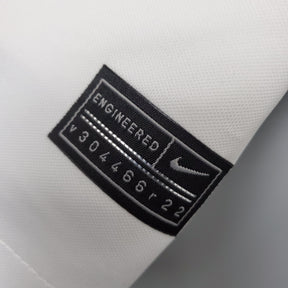 Camisa PSG Edição Especial 2022/23 - Nike Torcedor Masculina - Branca/Colorida