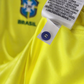 Camisa Seleção Brasil Home 2022 - Nike Torcedor Feminina - Amarela/Verde